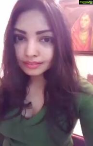 Komal Jha Instagram - I made this video on 26th January 2016 & it went viral with a whooping 7.8 Million views just on Facebook. 

Since then came -  Dumsmash,  snapchat,  TikTok &  multiple platforms trying to unsuccessfully compete with REAL , RAW  TALENTS...... 😃 

You need to understand that some people are IR-REPLACEBLE. 

AUTHENTICITY  CAN'T  BE  STOLEN 😃

*issued in public interest*