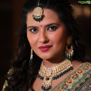 Kratika Sengar Instagram - Dheere se labo pe pighalta hai sawal, tu zyada khubsoorat hai ya tera khayaal... ❤️
@nikitindheer
.
.
.
.
Jewellery by @beenarahejafinejewellery ❤️