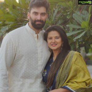 Kratika Sengar Instagram - Wishing you all a very Happy Diwali... 
May God bless us all with lots of love, laughter, good health and peace ❣️