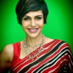 Mandira Bedi Instagram - Every day seems to be a Saree day for me these days.. ❤️🥰 . Wearing @ekayabanaras @palakshah 🙏🏽❤️🥰