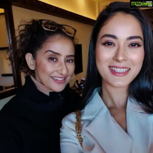 Manisha Koirala Instagram - Coming out with Nepali translated version of my book #healed #jijivisha ..thank@you @shrinkhala_  fr a lovely talk!! @fineprintbooks
H & M by @makeupbysumanlama