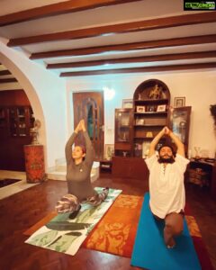 Manisha Koirala Instagram - “Yoga does not just change the way we see things, it transforms the person who sees.” ― B.K.S Iyengar 🙏🏻