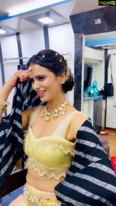 Meenakshi Dixit Instagram - work & masti together ❤️😇
On the sets of #bangarraju 

#telugucinema #blockbuster #nagarjunaakkineni #akkineninagarjuna #nagarjuna #nagachaitanya #ramyakrishnan #meenakshidixit