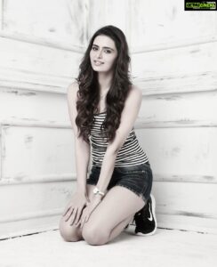 Meenakshi Dixit Instagram - Comfortable casuals ❤️ 

Thank you @zara 

#casualstyle #comfortable #easyfashion #meenakshidixit #instagood #zara #blackandwhite