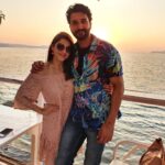 Mehreen Pizada Instagram - Sunsets in Goa 😍🥰✨ Thalassa Greek Traverna Restaurant