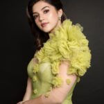 Mehrene Kaur Pirzada Instagram - 🌟🌟🌟