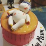 Mehrene Kaur Pirzada Instagram - 🦄