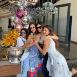 Mouni Roy Instagram - Thank you @w_goa for the warmest welcome; it’s all love, all Shakespeare ♥️ @parineetasethi @globalspa_mag #wgoa #whotels #wescapes #bonvoy W GOA