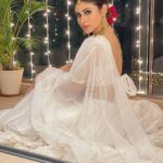 Mouni Roy Instagram - For the love of white 🕊 ________________________________________________ @idaho_o x @anusoru x @nidhikurda Hair & make up by me ☺️ 📸 @imamitkapoor