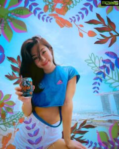 Narelle Kheng Instagram - Happy National Day (Parade!). Thanks @tigerbeersg for letting me design this year’s Tiger Orchid Brew 🥺 Definitely one of the highlights of one of the most challenging years. I wanted to create a vibrant jungle to add some colour in our lives rn while capturing the comfort and homey feeling of our island with a touch of Tiger’s signature orange. I’ve been having to remind myself a lot lately to find the light and fun, and that it is in the hard times that it counts the most (thanks to my boos that do the actually reminding🧡🥳). Here’s raising a glass to everyone! 🍻🍻

#UncagePositivity #TigerBeerSG