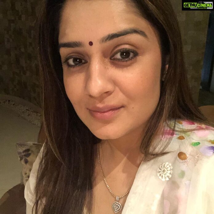 Actress Nikita Thukral Instagram Photos and Posts May 2021 - Gethu Cinema