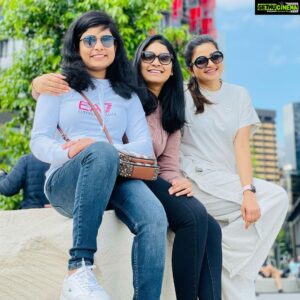 Nithya Ram Instagram - Day out with friends🤗
.
.

.
.
Pc: @chiruadapa
