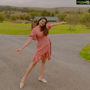 Nithya Ram Instagram - Nature never goes out of style☺️
#bendooleyestate #vacationhouse #nature_perfection #blessedandgrateful❤️ 
.
.
.
.
.
.
PC: @gauthamn12