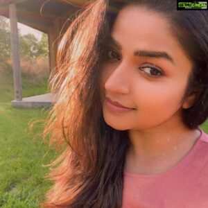 Nithya Ram Instagram - Nature never goes out of style☺️
#bendooleyestate #vacationhouse #nature_perfection #blessedandgrateful❤️ 
.
.
.
.
.
.
PC: @gauthamn12