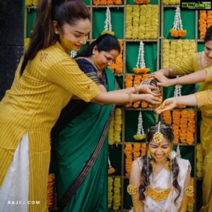 Nithya Ram Instagram - 💛
.
.
.
.
.
.
.
.
@iam_divya_raj 
@preethi_srinivas2018 
@padmini.jagadeesh 
Pc: @raj.rj