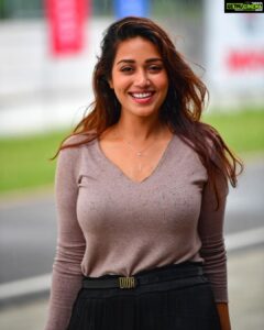 Nivetha Pethuraj Thumbnail - 573.6K Likes - Top Liked Instagram Posts and Photos