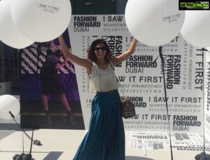 Parvathy Omanakuttan Instagram - Thank you @dubai for making me and so many millions feel safe and loved 💝😇

I have found Great Friends who have become Family ; family I haven’t known in ages ; places that take my breathe away and most importantly I found My Love 💕in This beautiful city🤗

Happy National Day UAE 🇦🇪 & Thank You for making me feel at home ♥️