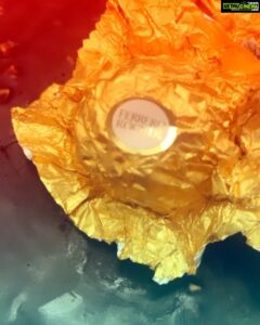 Parvathy Omanakuttan Instagram - When I thought of making myself a birthday cake I had to make something special. Since one of my favourite chocolates is Ferrero Rocher and I can eat quite a few in one sitting; I decided to make a big cake with all the elements of my fav chocolate in it. 
I love eating and I absolutely enjoy the process of making my food exactly the way I imagine it. 
Thank you Ella for inspiring me with your recipe @homecookingadventure. I tweaked it a bit with whatever ingredients I had access to.
Although I have made one earlier for my nephew’s birthday I didn’t have the chance to enjoy it to the fullest, this one was to compensate for what I missed. 
The end result was pure sin but totally worth it 😋 #paroeats #foreverfoodie #foodieforlife #ferrerorocher #ferrerorochercake #hazelnutspread #nutella #modelwholovesfood #missindia #missworld #cheflife #chocolate #meringue