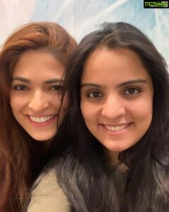 Parvathy Omanakuttan Instagram - There are some cords that the universe connects between two people that is beyond explanation. 👼🏽 She is my happy place🥰She is my Solace❤️ She is my home🤗 And it feels good to be back Home after a bloody long year! 😅😇
Because of her I laugh a lot harder, cry a little less and smile a lot more 🥰 Thank you for being by my side even when I have let you down; thank you for being my strength when I was worn out. Thank you for being You! 😘😘😘 @thakurpj I Love You 💝 #friends #friendship #love #friendsbeyondlifetimes #soulsisters #allsmiles #hearttoheart #meetingafterayear👭 ❤️