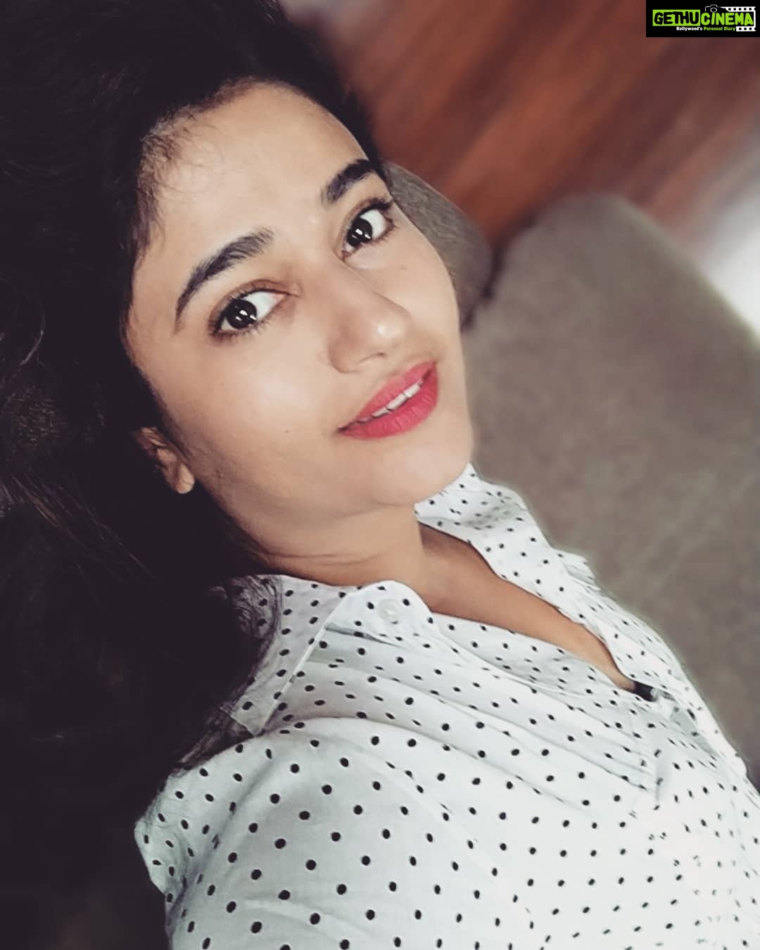 Poonam Bajwa Instagram - Gethu Cinema