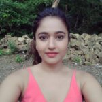Poonam Bajwa Instagram - 💕💕💕💕🌈http://m.helo-app.com/al/YedvTmS @helo_indiaofficial