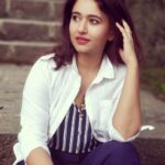 Poonam Bajwa Instagram - 🌸🌸🌸http://m.helo-app.com/al/YedvTmS @helo_indiaofficial