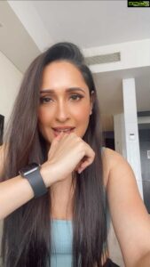 Pragya Jaiswal Instagram - This is what happens when you get a little free time in between your shoot 😛 #VenomChallenge