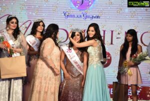 Preetika Rao Instagram - Crowning MRS Delhi NCR 2019 👑 ...........
Venue : The Leela Ambience 
#Delhi #BeautyPagent #MrsDelhiNCR