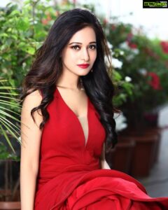 Preetika Rao Instagram - Happy Women's Day Girls ! 🌹
God Bless your wings! .......Fly......! #happywomensday
..........
.......... Credits :
Perfect Woman Magazine : 
Designer : @archanakochharofficial
Stylist : @brunojeyson
Makeup : @kalpesh_joshi
Photography :  @hitesh_kane
ria_photography
Team : Perfect Woman India : @perfectwomanpvtltd