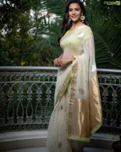 Priya Anand Instagram - #zeekudumbaviruthugal2019 🌟

Outfit - @raw_mango 
Jewellery - @amrapalijewels 
Hair & Make Up - @vedya.hmua 
Photography - @kiransaphotography