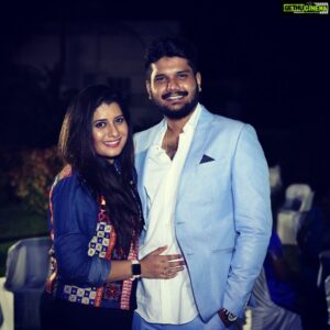 Priyanka Deshpande Instagram - I don’t need a superhero, I have you. Rohit P Deshpande I love you tamba❤️
.
.
.
#blessed #brothersisterlove #mysuperhero #chinnutambu
#happyrakshabandhan