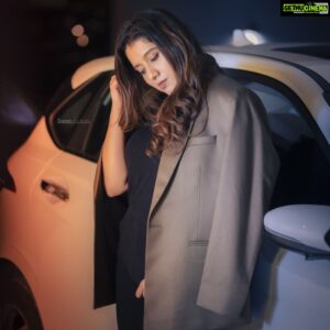 Priyanka Deshpande Instagram - 💥
.
.
.
Makeup: @artistrybyolivia
Designer: @labelswarupa
Hairstylist: @jayashree_hairstylist
Photo: @sarancapture