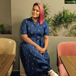 Ramya NSK Instagram - Thanks @momzcradle for the lovely outfit. Love the material and the fit. Do check out this page for maternity clothes and more. ❤
#momsofinstagram #maternitydresses #ramyansk #maternitywear #maternityfashion #feedingdress