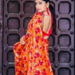 Rashmi Gautam Instagram - Vibrant floral saree by @srungarapu_studio #extrajabardasth