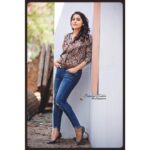 Rashmi Gautam Instagram - 📸 @sandeepgudalaphotography #candid #animalprint #dhee11 #denims #wednesday #danceshowcase 💃💄💋🕺🏻👯‍♂️