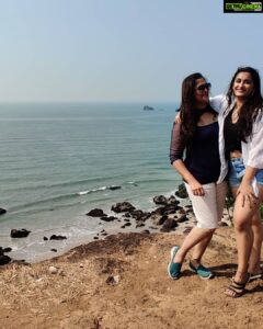 Rekha Krishnappa Instagram - Goa is onnnnnnnn🤟🤟
#vactiongoals #vacationgoa #familyvacation #newyearcelebration