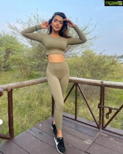 Ruhi Singh Instagram - Life’s beautiful 🧚‍♂️ #Nature #tigerreserve #forests #MissIndia #gogreen