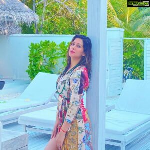 Sameksha Instagram - When we love the feeling of being alone, we can be with others without using them as means of escape. #nature #love #metime #beyourself