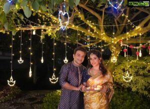 Sameksha Instagram - Wish you all Happy Diwali filled with love, joy, peace and prosperity 💥✨⚡️💥🌟 #happydiwali @itsshaeloswal