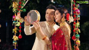 Sameksha Instagram - My last year wish on karva chauth has come true ❤️I pray for your long life my Jaan @itsshaeloswal , a life full of happiness and love where I continue to be in surrender forever.  Wishing everyone a very happy #karvachauth . Wish your loved ones live a long and healthy life  #love #blessings #festival