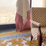 Sana Khan Instagram - The best part about staying in fairmont is the Kaaba view 😍and also Makkah view. This is a view to die for 🤩 Alhamdullilah Alhamdullilah This view is from the Royal Suite ♥️ So many of u guys wanna knw about this hotel so plz connect to this number +966540090513 . . . . @fairmontmakkah Abaya @hayabysanakhan #sanakhan #makkah #umrah #fairmont #fairmontmakkah #anassiyad #alhamdulillah #kaaba
