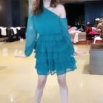 Shamita Shetty Instagram - Just #ShamitaShetty spreading cuteness and good vibes 💗💗💗 When trials get exhausting.. Time to go dancing 💃🏻💃🏻💃🏻 @mohitrai @ruchikrishnastyles . . . . . @colorstv @voot @vootselect @endemolshineind #Shamita #BiggBoss15 #Queen #sweet #ShamitaIsTheBoss #cutenessoverload #dance #chillvibes #Sunday #weekend #cutiepie #dancelikenooneiswatching #takeabreak #goodvibes #goodenergy #positivity #ShamitasTribe #Teamss