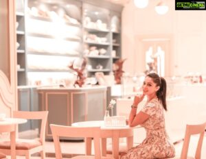 Shilpi Sharma Instagram - SUNDAY -ING..... 💗
.
.
#sunday #readbooks #coffee #chill #nourishyoursoul