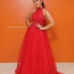 Shivangi Joshi Instagram - #aboutlastnight✨ Styled by @stylingbyvictor @sohail__mughal__ Outfit @kalkifashion Earing @aquamarine_jewellery Bracelet @rosettajewels @poppublishmedia Bharuch