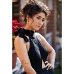 Shivangi Joshi Instagram - Black is my happy colour...but it doesn’t define me!