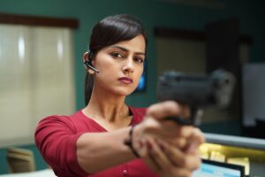 Shraddha Srinath Instagram - #Chakra trailer out now in 4 languages. Bang bang. Check it out. 
Photo credit @alikhan_1512 
Make up @kohlplaymakeup 
Hair @kammarishivarajchary