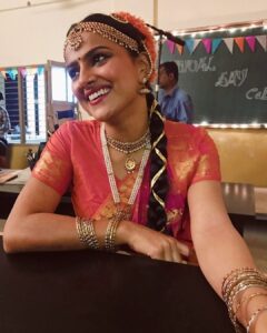 Shraddha Srinath Instagram - What’s that you called me @siddu_boy ?

Make up @chitramaudgil 😘
Styled by @seersuckerovervelvet 😘
#KrishnaAndHisLeela coming soon