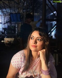 Shruti Sodhi Instagram - And then Shruti waits for Utpala to come alive 🎥 #notahorrorcaption #onset #shrutisodhi #telugumovie