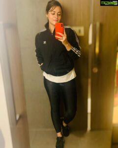 Shruti Sodhi Instagram - What’s your weekend plan? #weekendishere #shrutisodhi