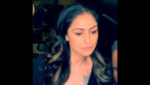 Simran Instagram - When you know the camera is on, then time to make your happy face 😁 on! A glimpse of me getting the hang of the script 😉
